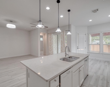 14921 Iveans Way - Photo Thumbnail 13