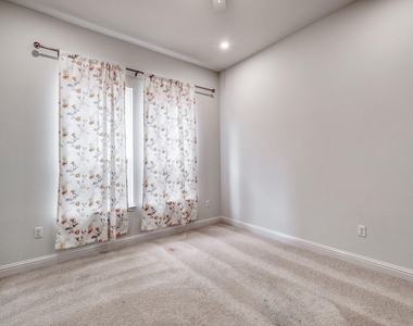 14921 Iveans Way - Photo Thumbnail 15