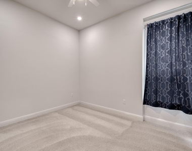 14921 Iveans Way - Photo Thumbnail 23