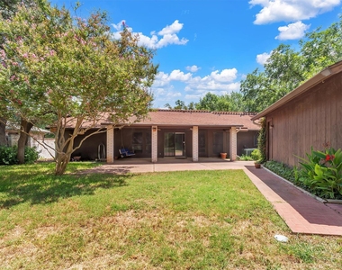 5704 Lands End St - Photo Thumbnail 21