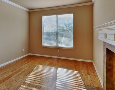 5301 Cypress Ranch Blvd - Photo Thumbnail 20