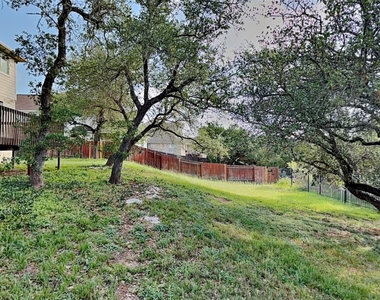 5301 Cypress Ranch Blvd - Photo Thumbnail 28