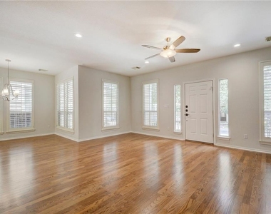 2614 Kinney Oaks Ct - Photo Thumbnail 8
