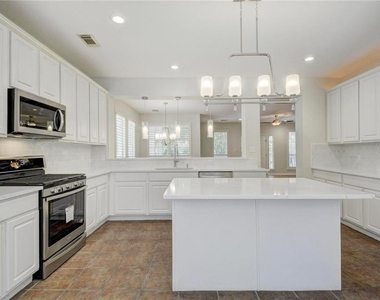 2614 Kinney Oaks Ct - Photo Thumbnail 13