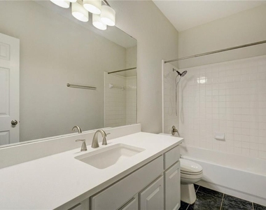 2614 Kinney Oaks Ct - Photo Thumbnail 23