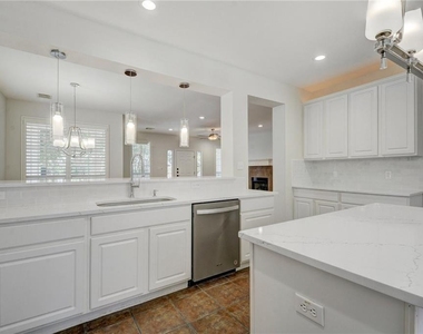 2614 Kinney Oaks Ct - Photo Thumbnail 14
