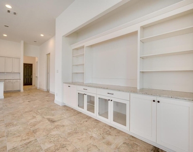 220 Oxbow Cv - Photo Thumbnail 18