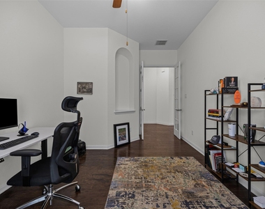 5524 Allamanda Dr - Photo Thumbnail 10