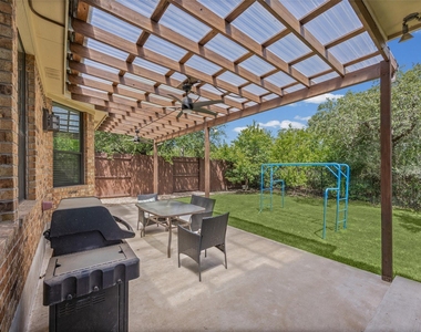5524 Allamanda Dr - Photo Thumbnail 19