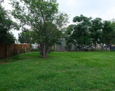 1778 Fm 1704 - Photo Thumbnail 16
