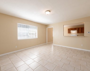 7300 Twin Crest Dr - Photo Thumbnail 1