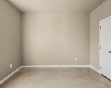 408 W Avenue C - Photo Thumbnail 23