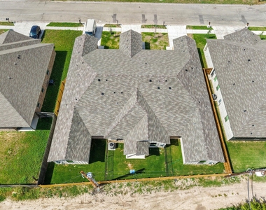 408 W Avenue C - Photo Thumbnail 30