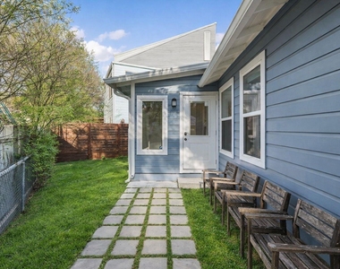 2702 Crest Ave - Photo Thumbnail 28