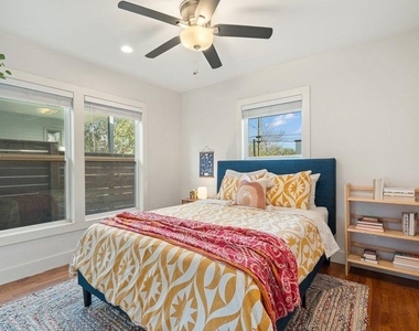 2702 Crest Ave - Photo Thumbnail 22