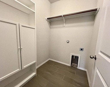 1340 Low Branch Ln - Photo Thumbnail 9
