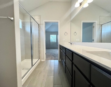 1340 Low Branch Ln - Photo Thumbnail 7