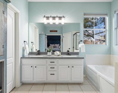 239 Witte - Photo Thumbnail 19
