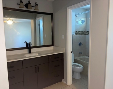11915 Rosethorn Dr - Photo Thumbnail 13