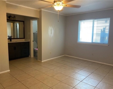 11915 Rosethorn Dr - Photo Thumbnail 12