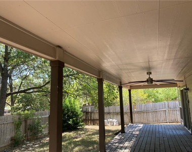 11915 Rosethorn Dr - Photo Thumbnail 17