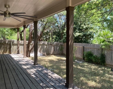 11915 Rosethorn Dr - Photo Thumbnail 16