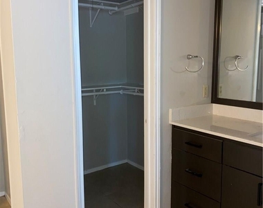 11915 Rosethorn Dr - Photo Thumbnail 14