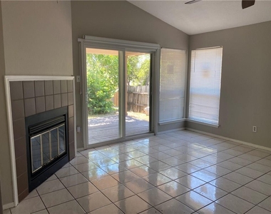11915 Rosethorn Dr - Photo Thumbnail 3