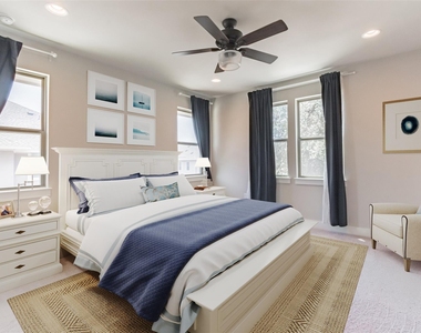 13800 Lyndhurst St - Photo Thumbnail 3