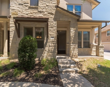 13800 Lyndhurst St - Photo Thumbnail 37