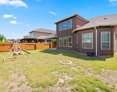 724 Pioneer Grv - Photo Thumbnail 34