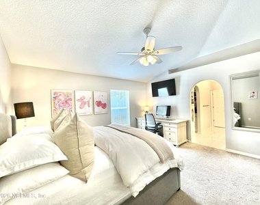 11110 Peerless Lane - Photo Thumbnail 23