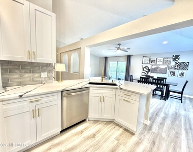 11110 Peerless Lane - Photo Thumbnail 19