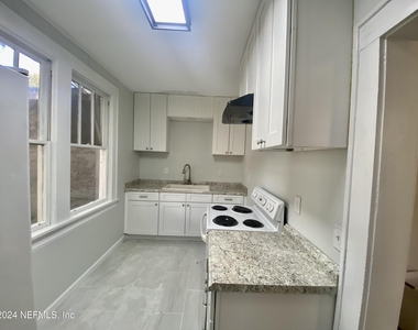 1653 Euclid Street - Photo Thumbnail 4