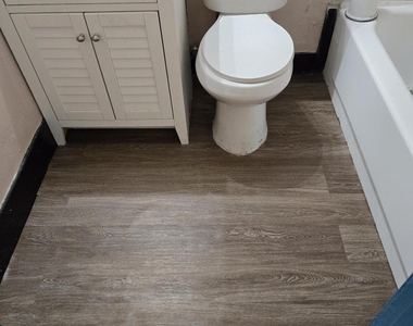 218 Spruce Street - Photo Thumbnail 5