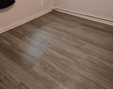 218 Spruce Street - Photo Thumbnail 1