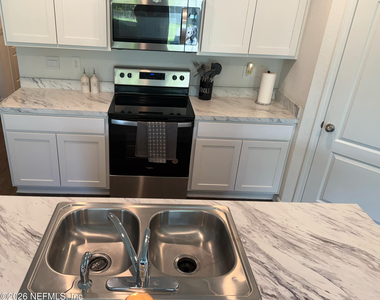 65183 Forest Glen Lane - Photo Thumbnail 4