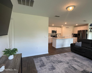 65183 Forest Glen Lane - Photo Thumbnail 7