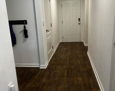 65183 Forest Glen Lane - Photo Thumbnail 2