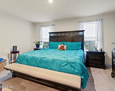 5893 Creekside Crossing Drive - Photo Thumbnail 15