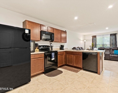 5893 Creekside Crossing Drive - Photo Thumbnail 5