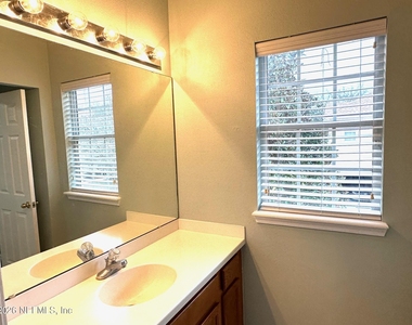 1723 Forest Lake Circle - Photo Thumbnail 17