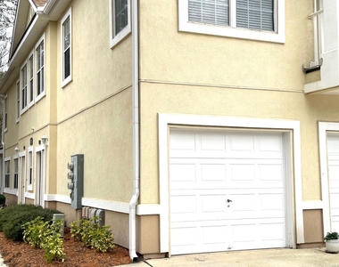 1723 Forest Lake Circle - Photo Thumbnail 1