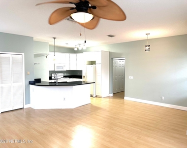 1723 Forest Lake Circle - Photo Thumbnail 6
