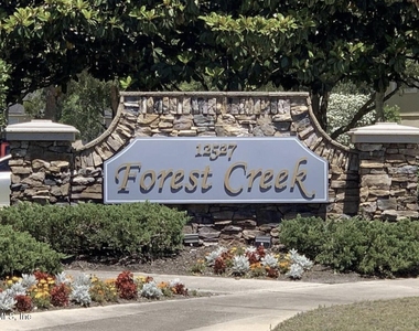 1723 Forest Lake Circle - Photo Thumbnail 32