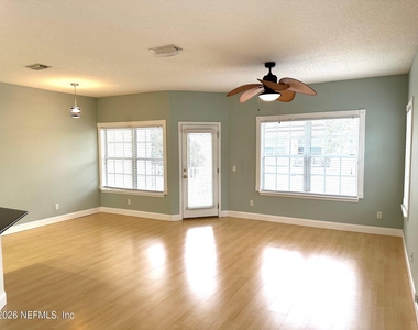 1723 Forest Lake Circle - Photo Thumbnail 3