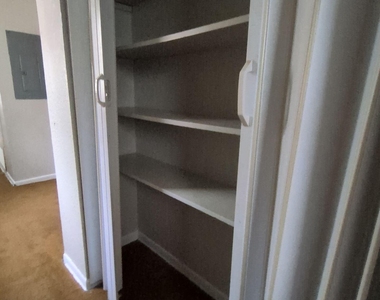 349 Phelps Street - Photo Thumbnail 13