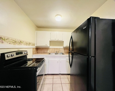 708 Shearer Avenue - Photo Thumbnail 6
