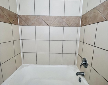 708 Shearer Avenue - Photo Thumbnail 11