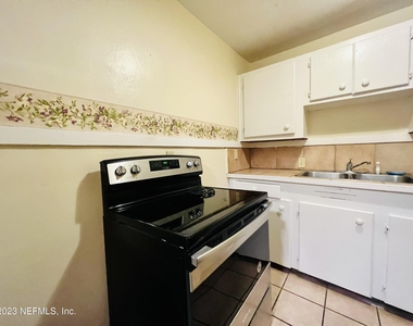 708 Shearer Avenue - Photo Thumbnail 7